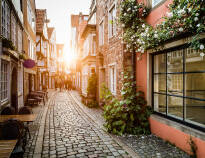 Das ACHAT Hotel liegt nur einen kurzen Spaziergang von der charmanten Altstadt von Bremen entfernt.