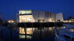 KulturØen i Middelfart er en moderne arkitektonisk bygning, der pryder den ny havnefront i Middelfart.