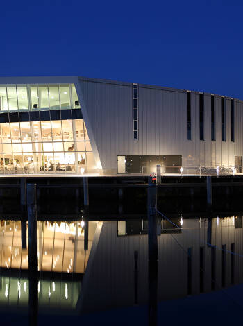 KulturØen in Middelfart is a modern architectural building that adorns the new harbour front in Middelfart.