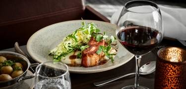 Geniessen Sie eine feine Mahlzeiten im Restaurant Tresor.