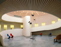 Im Trapholt Museum können Sie, unter anderem, das Kube-Flex-Sommerhaus von Arne Jacobsen erleben.