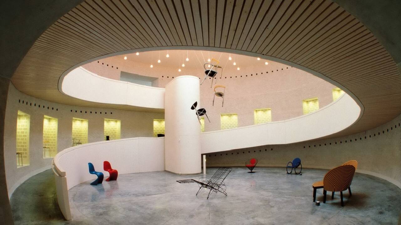 På museet kan dere oppleve kunst, design og kunsthåndverk og bl.a. oppleve Arne Jacobsens Kube-flex sommerhus.