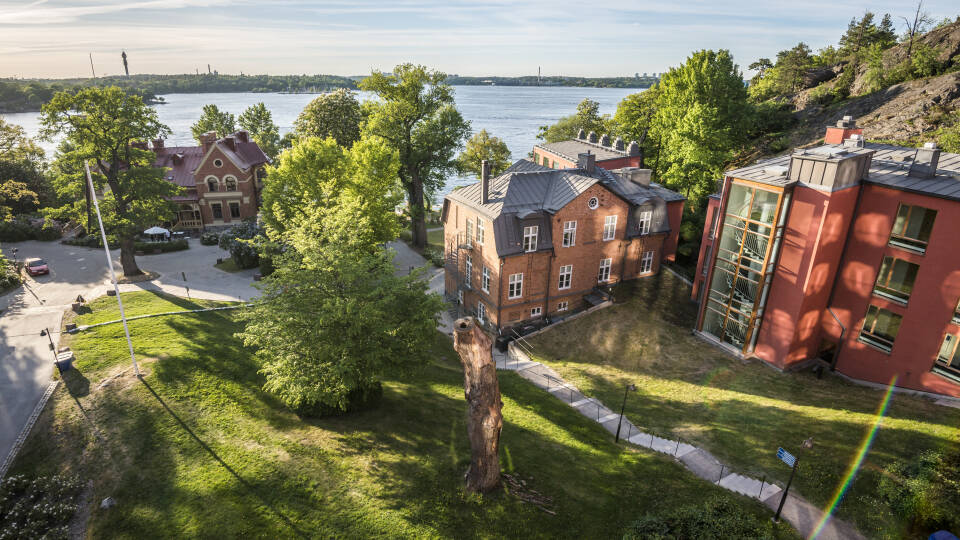 Hotel J Nacka Strand enjoys a superb location in Nacka, a scenic oasis between the city and the archipelago.