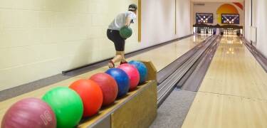 Hotellets bowlingbane sørger for litt ekstra bevegelse.