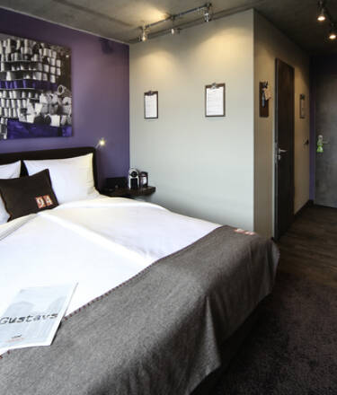 Bo i stilfulde, moderne Lifestyle værelser, der er designet til komfort.