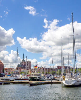 Whether it's the harbor or the old town - you can reach almost all the sights with just a few steps from the hotel.