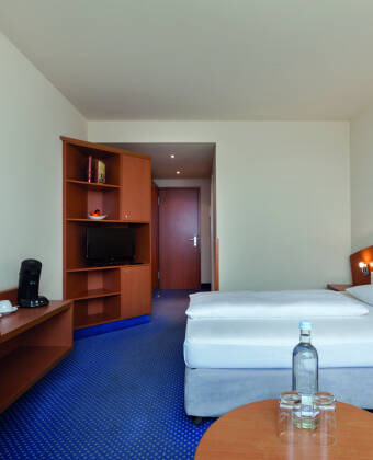 Rummen är rymliga och bekvämt inredda.