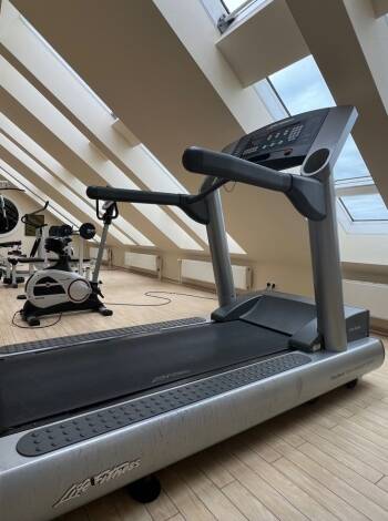 The fitness room offers wonderful views of the city.