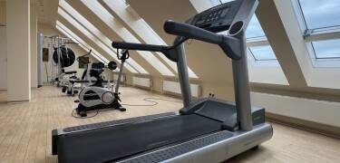 The fitness room offers wonderful views of the city.