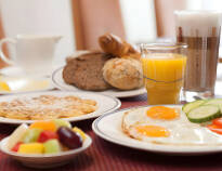 Få en perfekt start på dagen med den overdådige morgenbuffet.