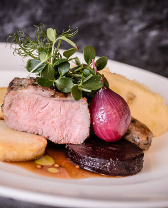 The restaurant delights with dishes crafted from quality, tasty ingredients.