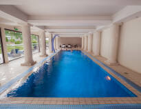Der er en dejlig swimmingpool og muligheder for spa og massage.