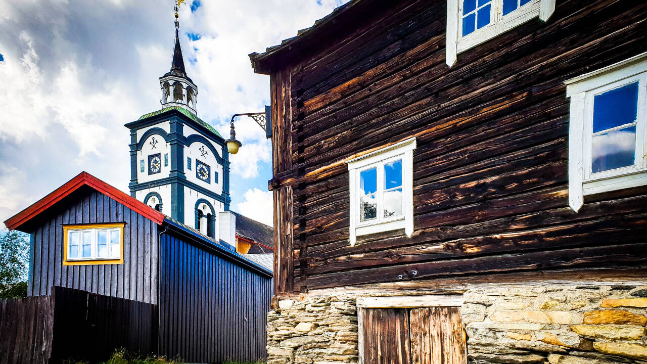 Røros, som har vært på UNESCOs verdensarvliste siden 1980, er en blanding av historie og moderne liv.