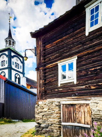 In Røros, das seit 1980 zum UNESCO-Weltkulturerbe gehört, verbinden sich Geschichte und modernes Leben.