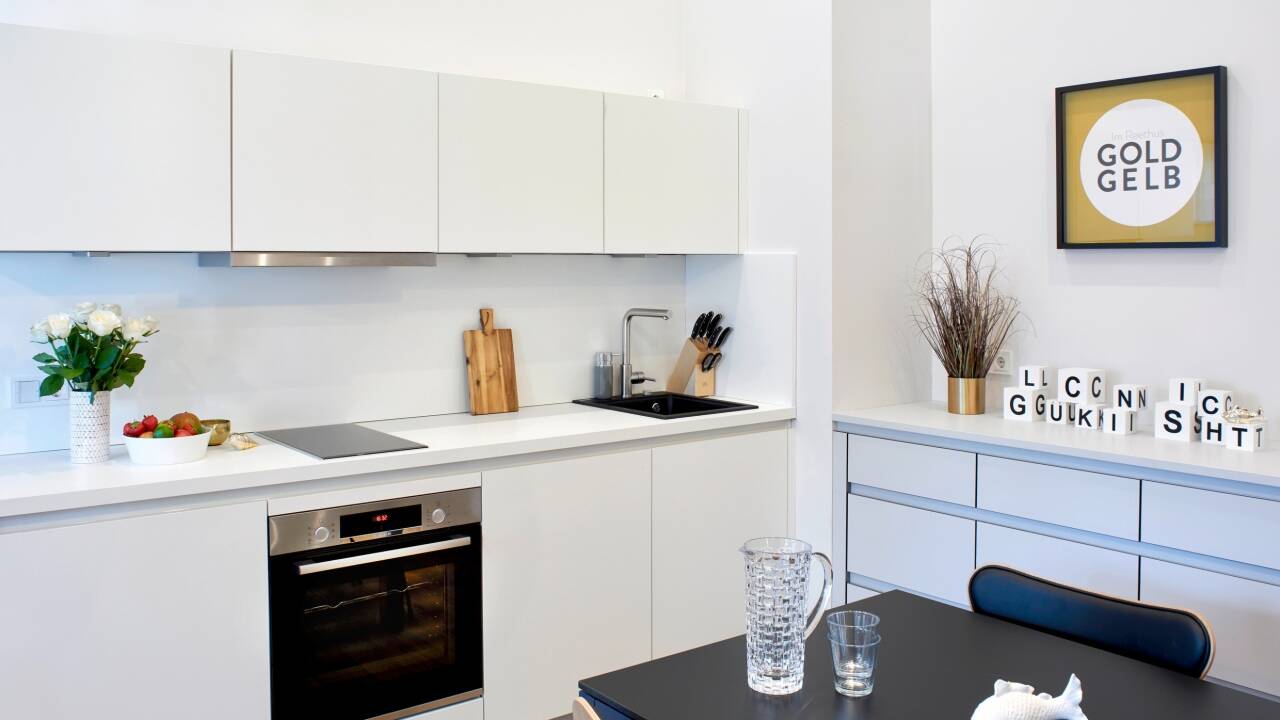 De fuldt udstyrede køkkener giver dig mulighed for at tilberede dine egne måltider.