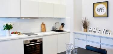 De fuldt udstyrede køkkener giver dig mulighed for at tilberede dine egne måltider.