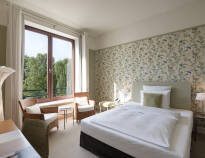 Eleganta och komfortabla rum garanterar en fantastisk vistelse.