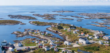 Das Hotel Frøya liegt versteckt in Norwegens abgelegener Landschaft und bietet einen unvergesslichen Aufenthalt an der Küste.