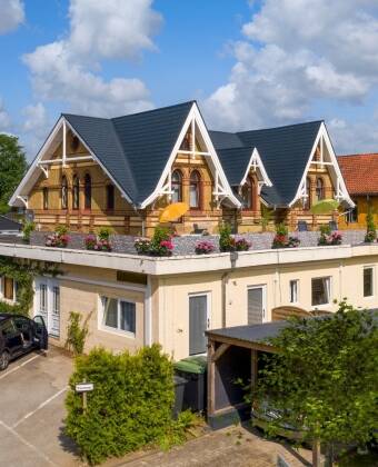 Hotellet har en vakker beliggenhet i et rolig område i Kupfermühle, ikke langt fra Flensburgfjorden og den dansk-tyske grensen.