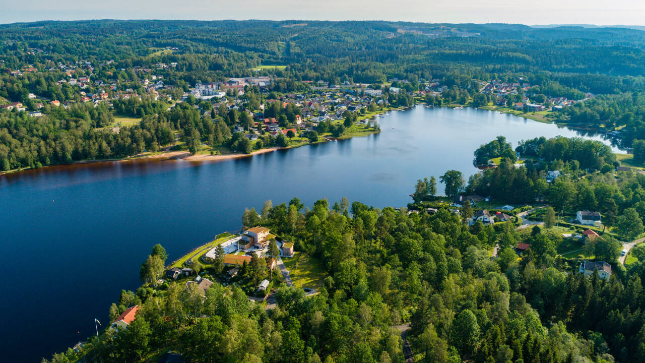 Seen, Wälder und idyllische Wanderwege sind nur einen Katzensprung entfernt.