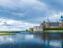 Hotell Svanen ligger i kort afstand fra Kalmar Slot med sin legendariske 800 år lange historie.