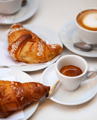 Nyd "La dolce vita" - det fungerer fantastisk i hotellets café.