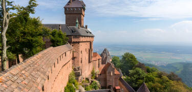 You will stay in scenic surroundings, at the foot of the Château du Haut-Koenigsbourg, and have several historic sights within a short distance.