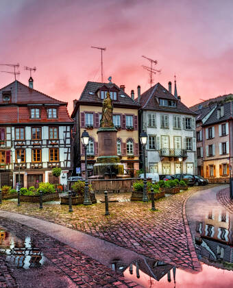 Oplev nogle af regionens smukkeste landsbyer; Ribeauville, Riquewihr og Eguisheim.