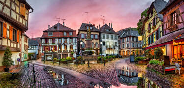 Oplev nogle af regionens smukkeste landsbyer; Ribeauville, Riquewihr og Eguisheim.