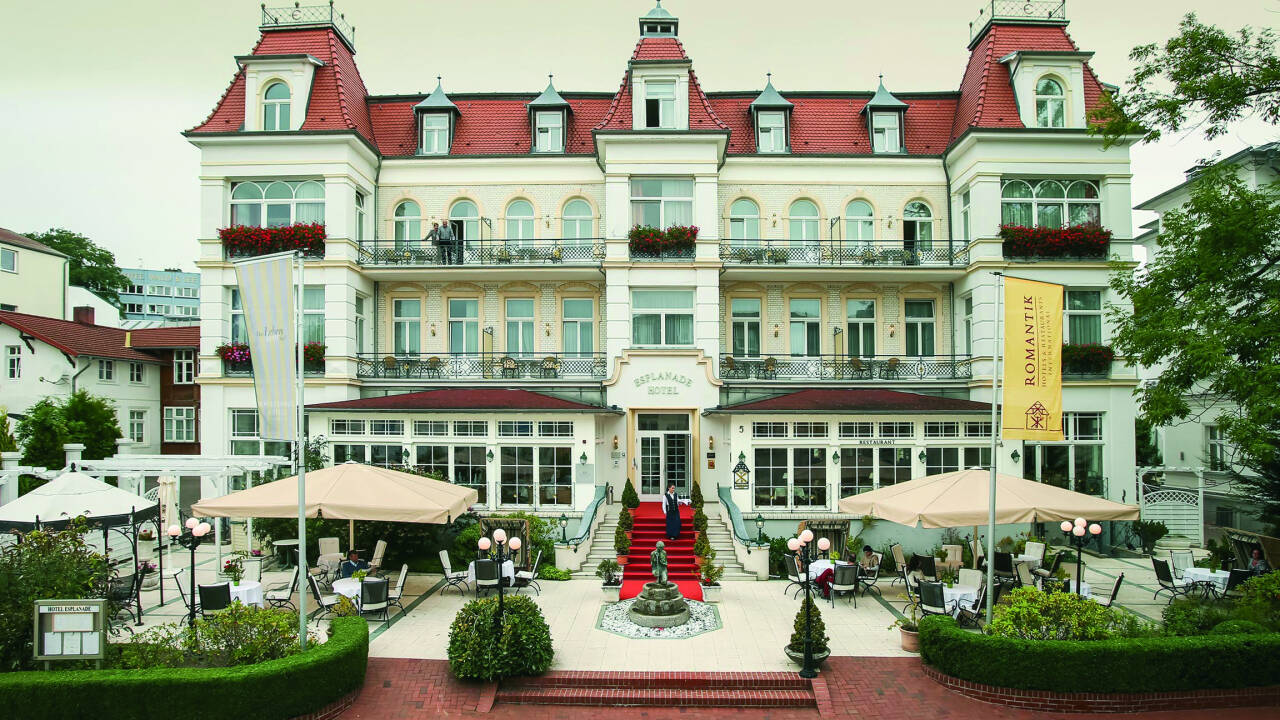 Nyd en romantisk badeferie i Heringsdorf, på slotshotel SEETEL Hotel Esplanade.