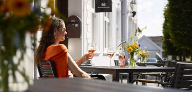 De utmärkta rätterna kan kombineras med lokala ölsorter, juicer, fina viner och Stauning-whisky.