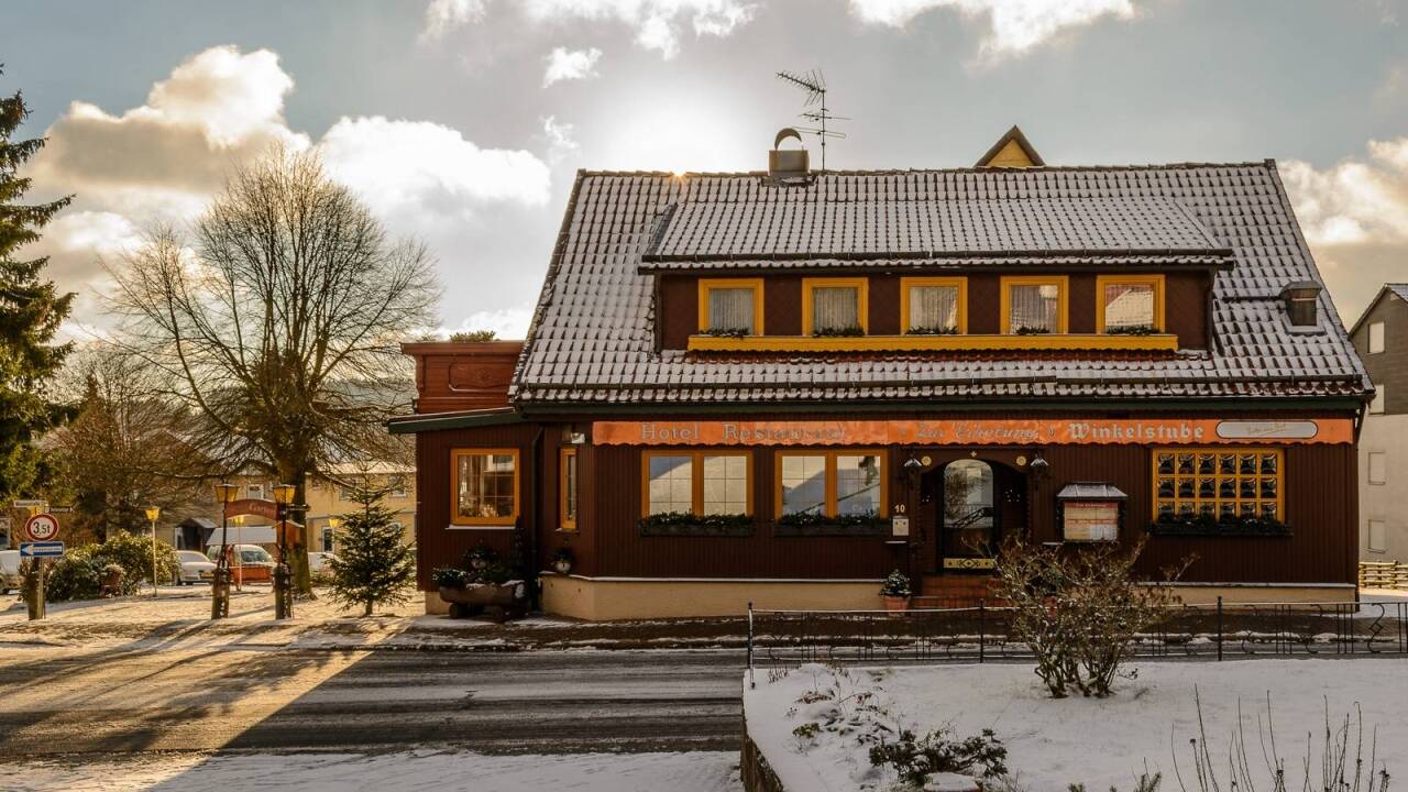 Bo på ett historiskt och traditionellt hotell som drivs av en familj i fjärde generationen.