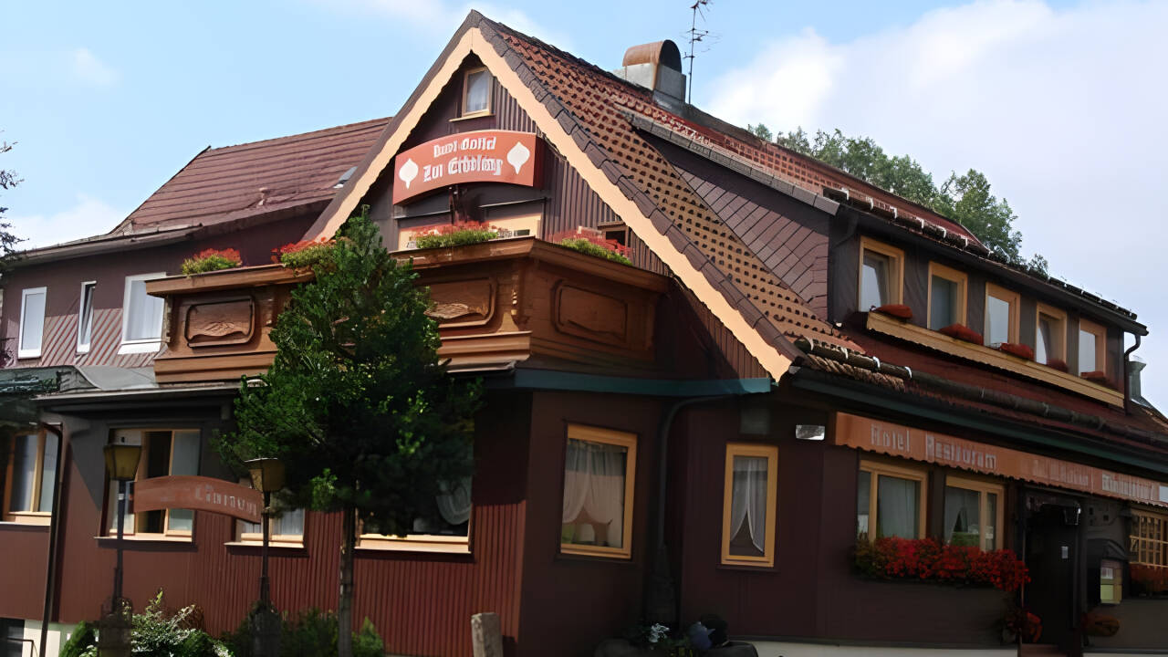 Bygningens historie går helt tilbage til 1898, og er bygget i traditionel stil som er typisk for Harz-regionen.