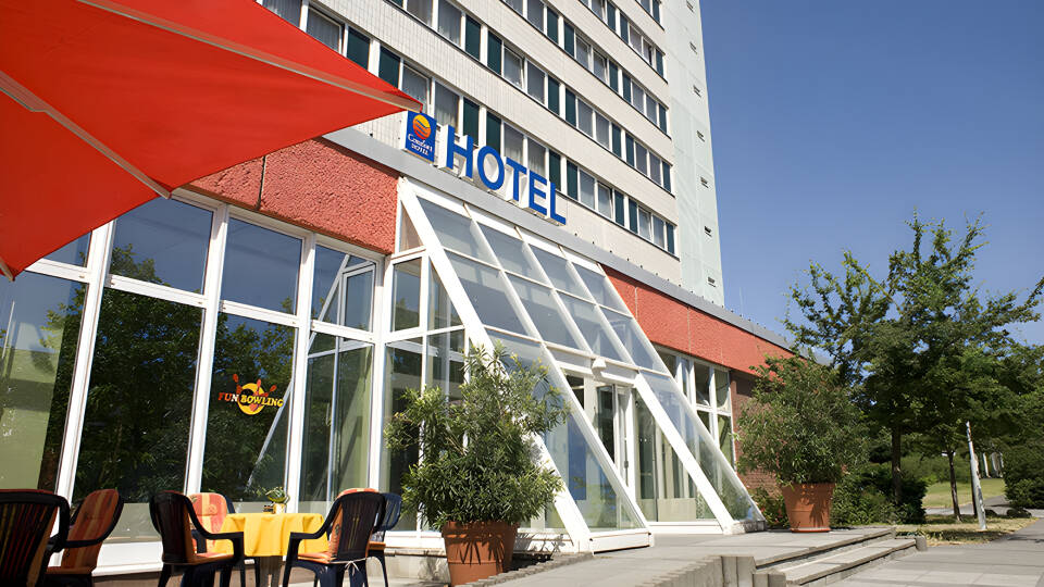 Hotel Berlin Lichtenberg ligger i stadsdelen Lichtenberg och härifrån tar ni er lätt till Alexanderplatz.