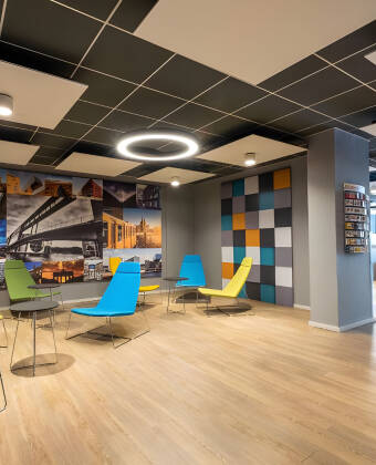 Hotel Berlin Lichtenberg er et moderne 3-stjernet hotel i den grønne bydel Lichtenberg med gode forbindelser til Alexanderplatz og Berlins centrum.