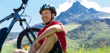Während des Sommers finden Sie in direkter Nähe eine große Auswahl an Wander- und Radrouten.