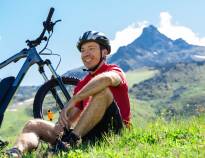 In summer, you'll find a wide range of cycling and e-biking routes nearby,
