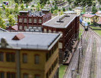 I UNESCO listade Speicherstadt kan ni besöka världens största modell-järnbana i "Miniatur Wunderland".