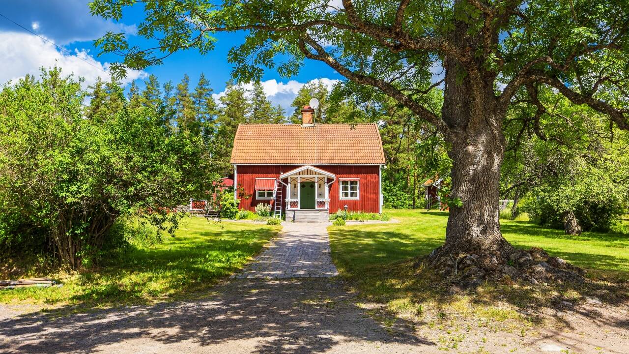 Fahrradverleih mit direktem Zugang zu Wander- und Radwegen in der småländischen Natur.