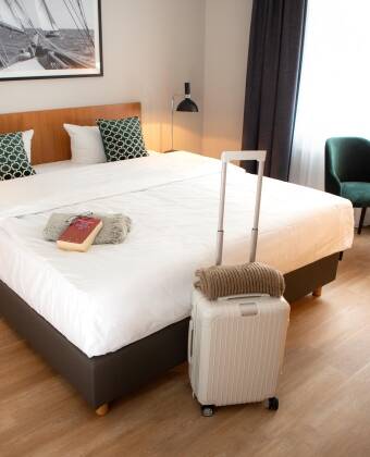 På Comfort Hotel Tom Kyle erbjuds ni ett bekvämt boende i rymliga rum.