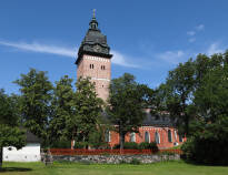 I har gåafstand til byens domkirke, søen Mälaren og de fleste af Strängnäs’ øvrige seværdigheder.