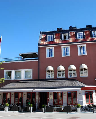 Das Hotel liegt nicht weit vom Badebereich am See, der Kathedrale der Stadt, dem Bahnhof und schöner Museen und Shops.