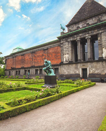 Glyptoteket er en kulturel attraktion med sine unikke samlinger og særlige atmosfære.