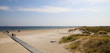Rett i nærheten av hotellet finner du Amager Strandpark, som surrer av liv om sommeren.