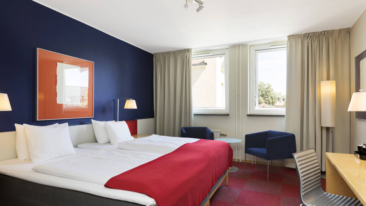 The modern rooms are equipped with comfortable Carpe Diem beds to ensure a good night's sleep.