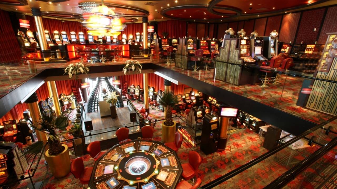 Hotellet huser en lang række faciliteter - heriblandt casino og wellness.