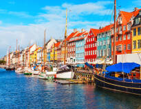 Besuchen Sie Nyhavn in Kopenhagen - bei einem Wochenendaufenthalt oder Kurzurlaub in Dänemark.