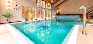 I har fri adgang til det smukke wellnessområde, som tilbyder alt I behøver for den perfekte afslapningsferie.