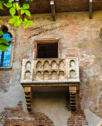 The most popular resort to visit is undoubtedly Verona. See the Roman Amphitheatre and the balcony of Romeo and Juliet.