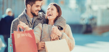 Genießen Sie einen wunderschönen Kurzurlaub in Sandefjords gemütlichem Zentrum, das von Geschäften und Cafés geprägt ist.